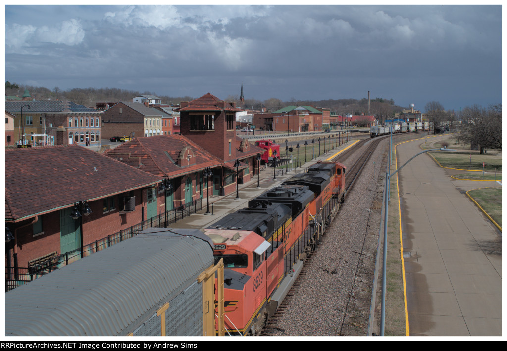 BNSF 8529